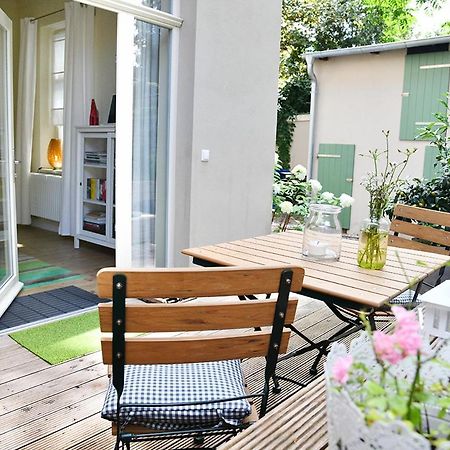 Jethon Studio-Appartement Im Gruenen Bernburg Exterior photo
