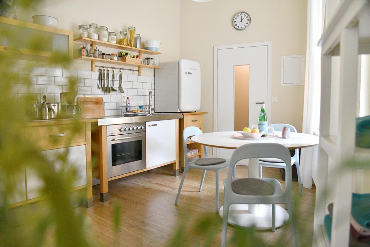 Jethon Studio-Appartement Im Gruenen Bernburg Exterior photo